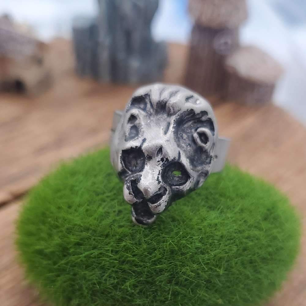 Antique Silver Tone Lion Skull Ring R814 Adjustable Band
